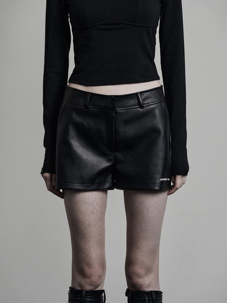 [mnem] refined leather short pants