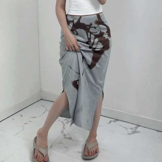 *당일출고*🔥유니크 인기템!!!🔥 사이드 더블 트임 허리 스트링  나염 패턴 롱스커트