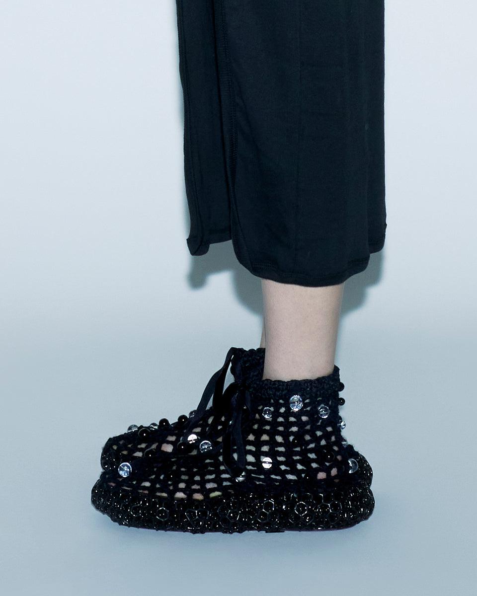 CROCHET BEADED BOOTS - BLACK / 36