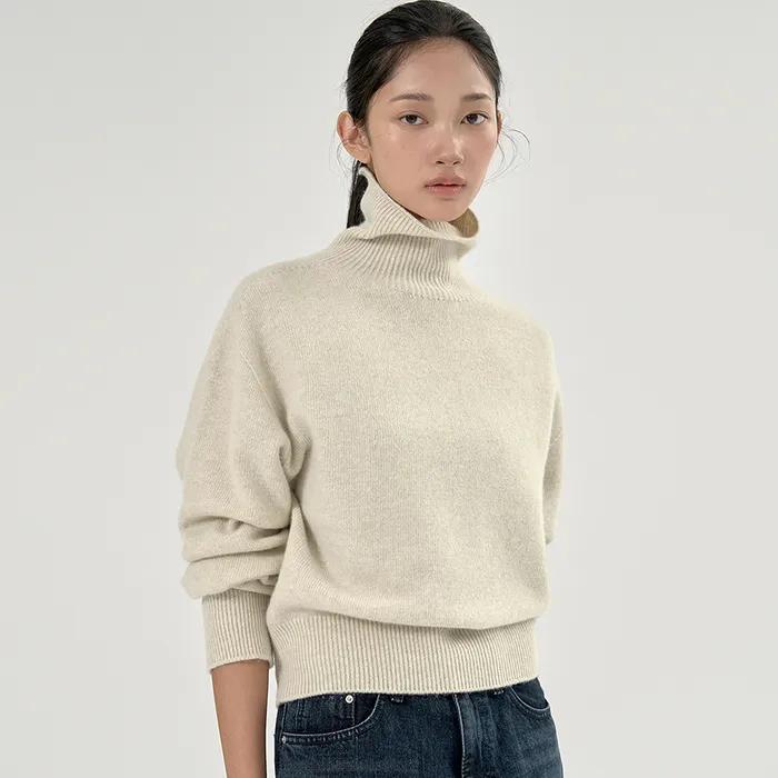 세더 네크슬릿 폴라 니트 오트밀