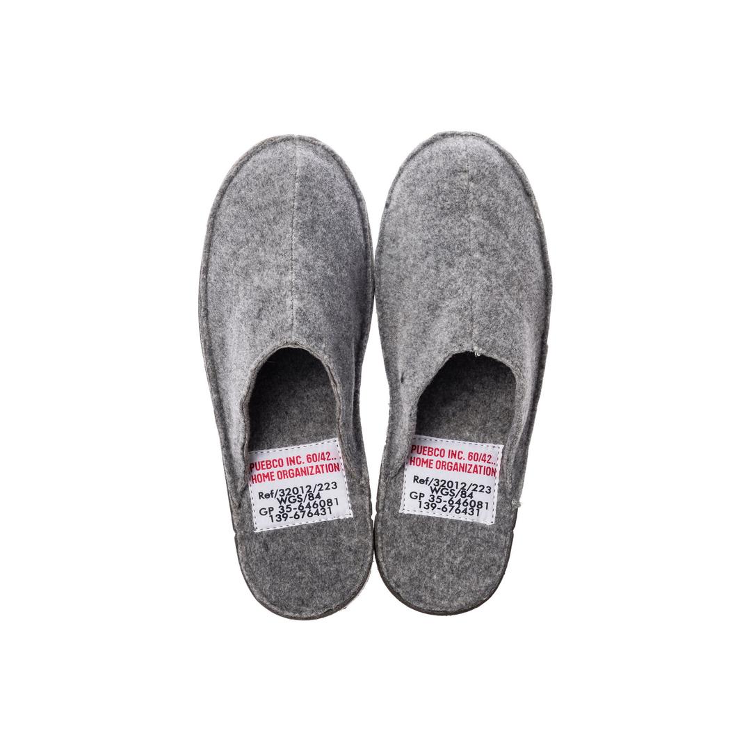 107745 ROOM SLIPPER Large / Light Gray
