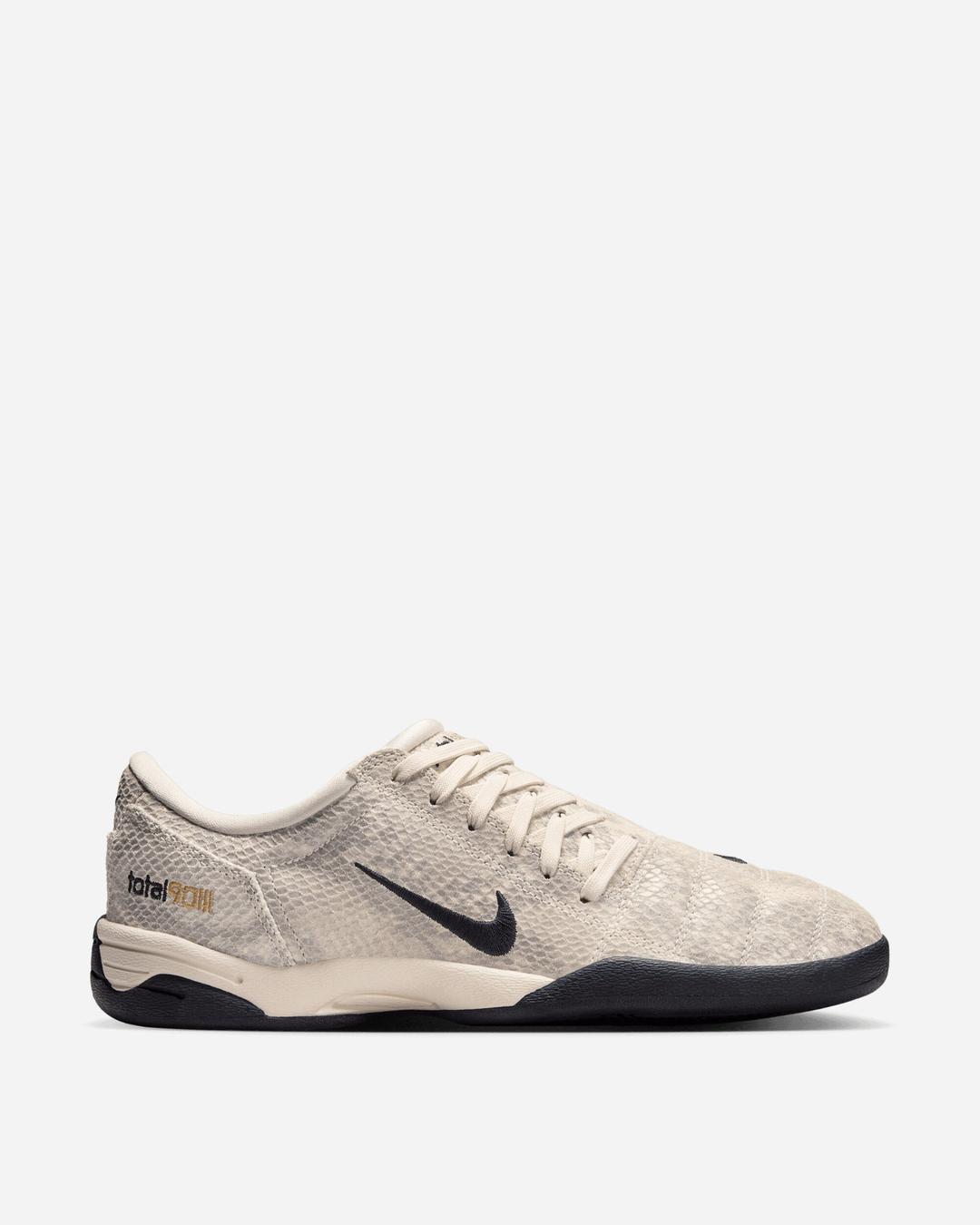 Women's Total 90 Sneakers Pale Ivory / Black
