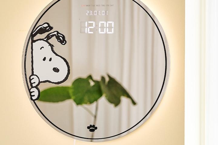 [출시이후품절/11월말순차배송]스누피 미러클락 무소음 벽걸이 LED 디지털 백라이트 벽시계