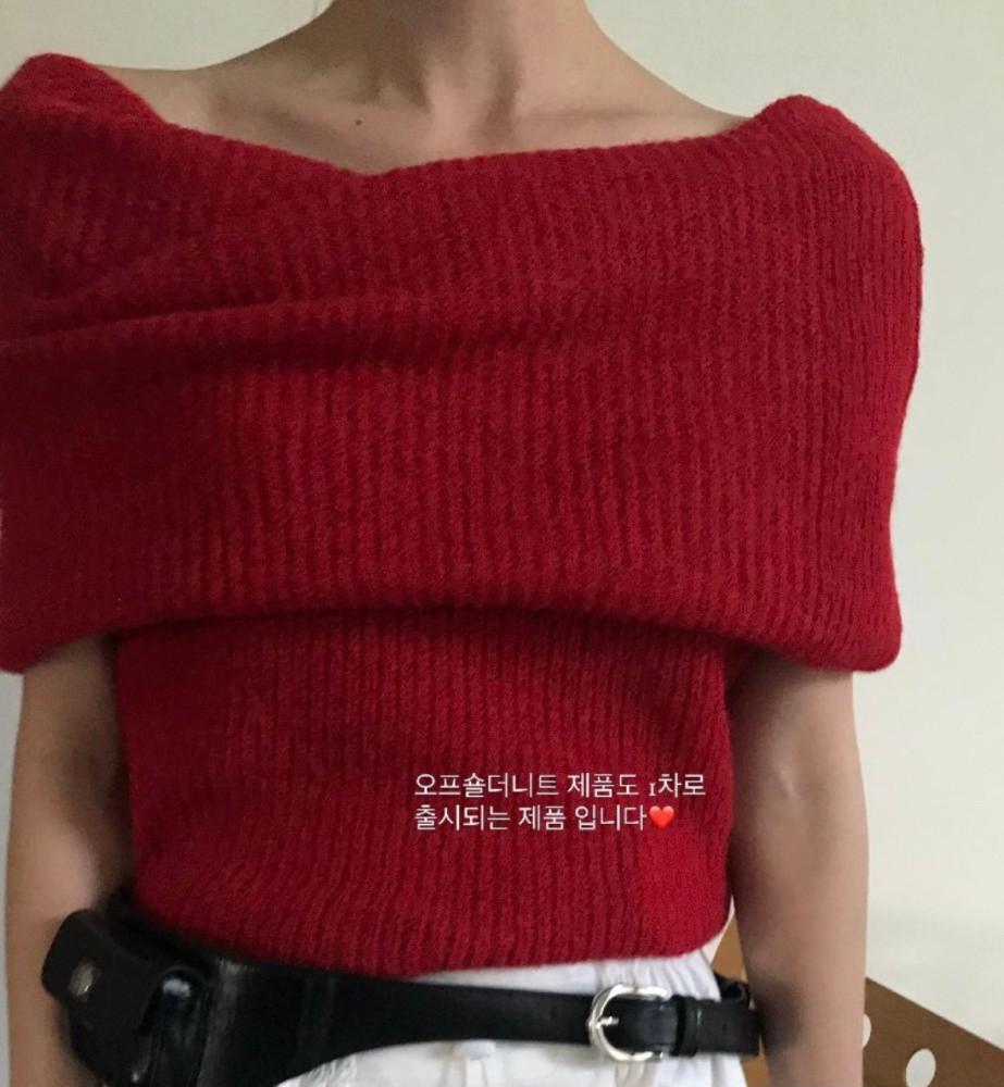 [레드 블랙 당일배송] 위아 템버 니트 오프숄더 스프링 봄니트 레이어드룩 포인트 데이트룩 이너프