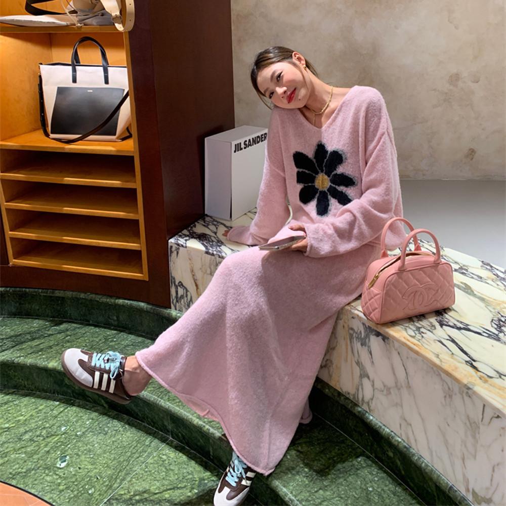 블랙 데이지 플라워 니트 스커트