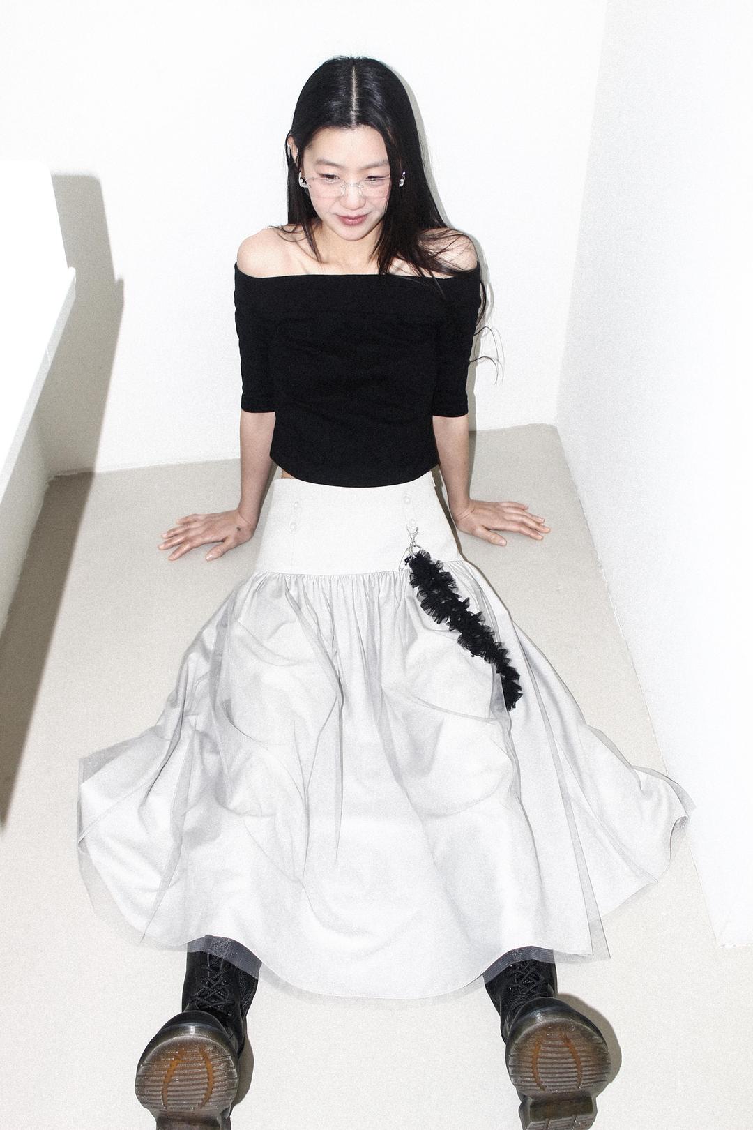 [PRE-ORDER] lace keyring tulle skirt (dust gray)