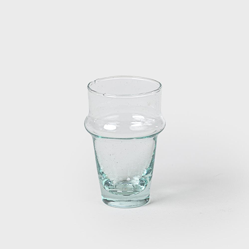 Kessy Beldi Verre a Eau