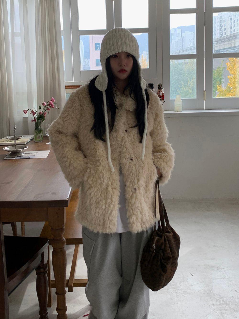 시티본 [4가지색감/울80%] 로그 헤어리 하프  반코트 뽀글이 카라 퍼자켓