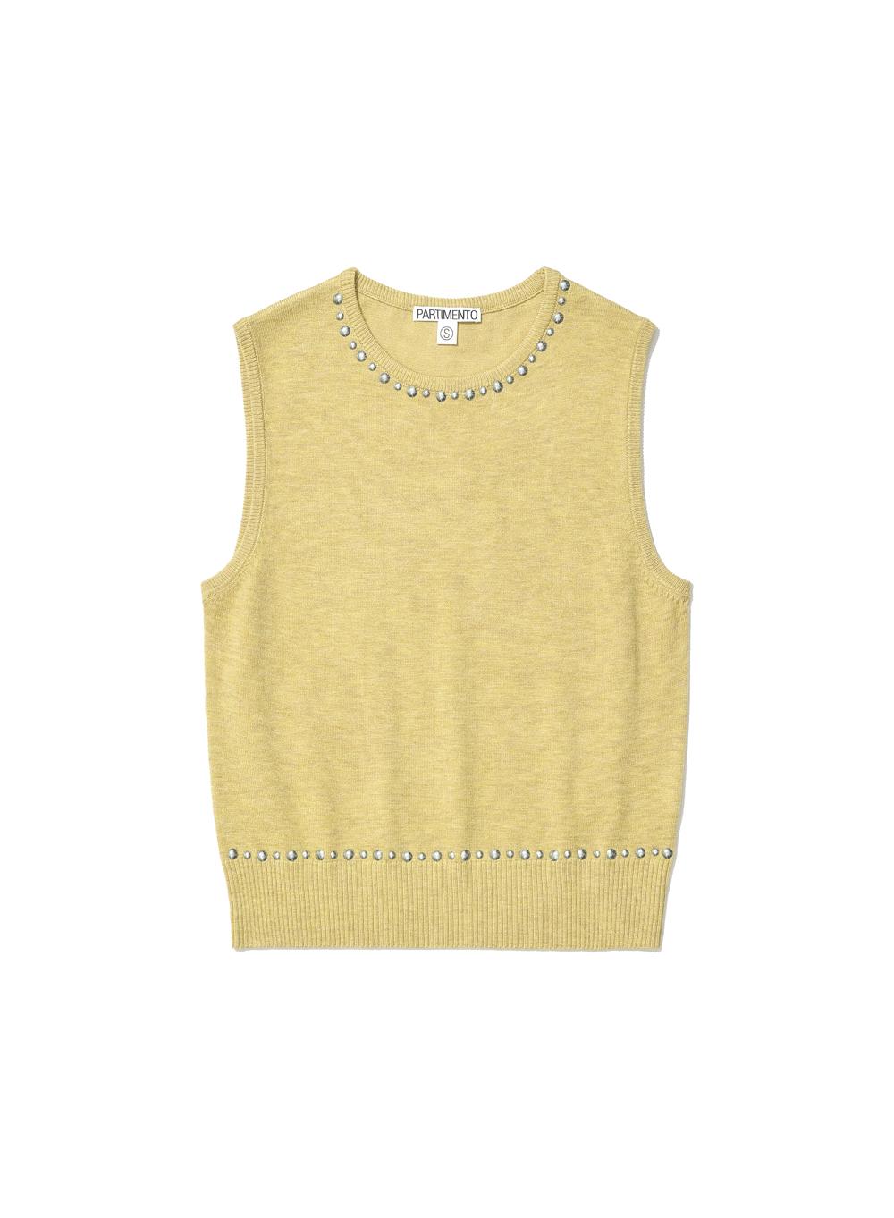 [WOMEN] STUDDED KNIT SLEEVELESS TOP_BUTTER