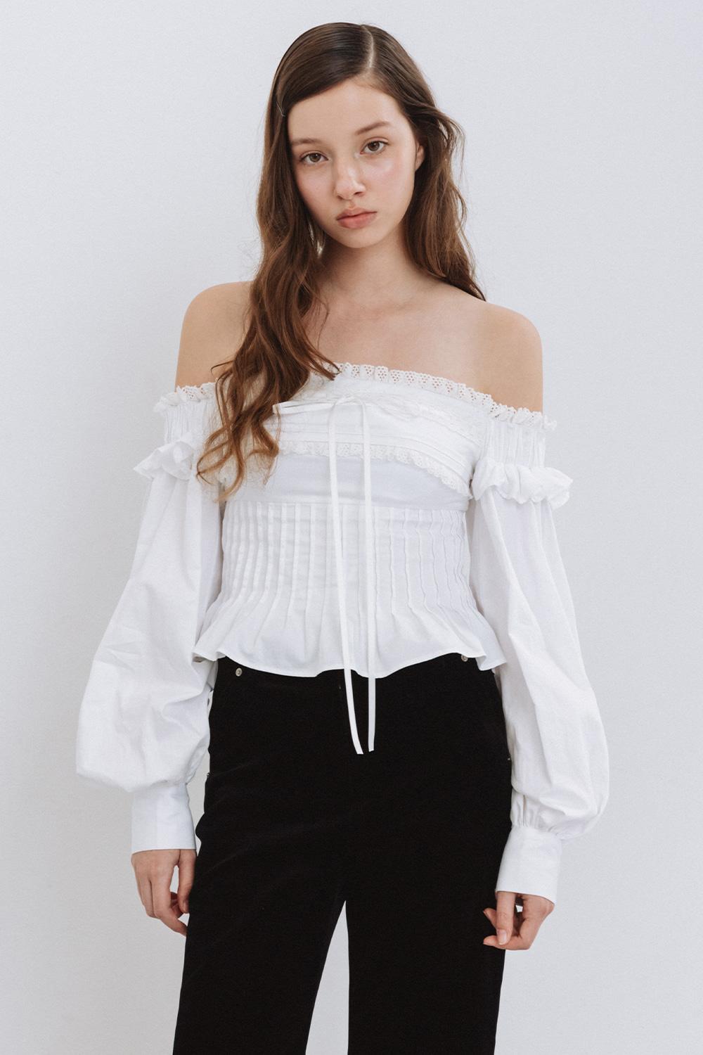 [2차][Exclusive] PINTUCK LACE RIBBON OFF SHOULDER BLOUSE_TT5W102IV