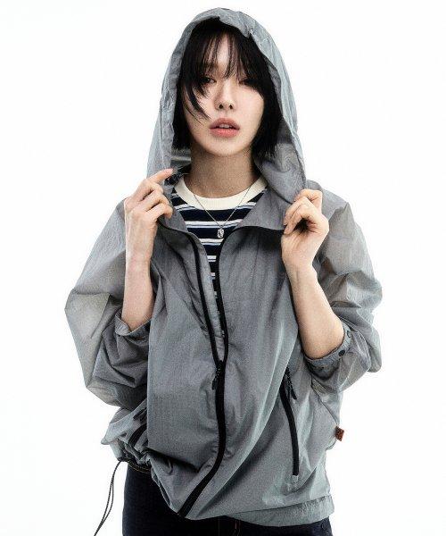 LIGHTWEIGT AIRY WINDBREAKER (GREY) [LRRMCUA305M]
