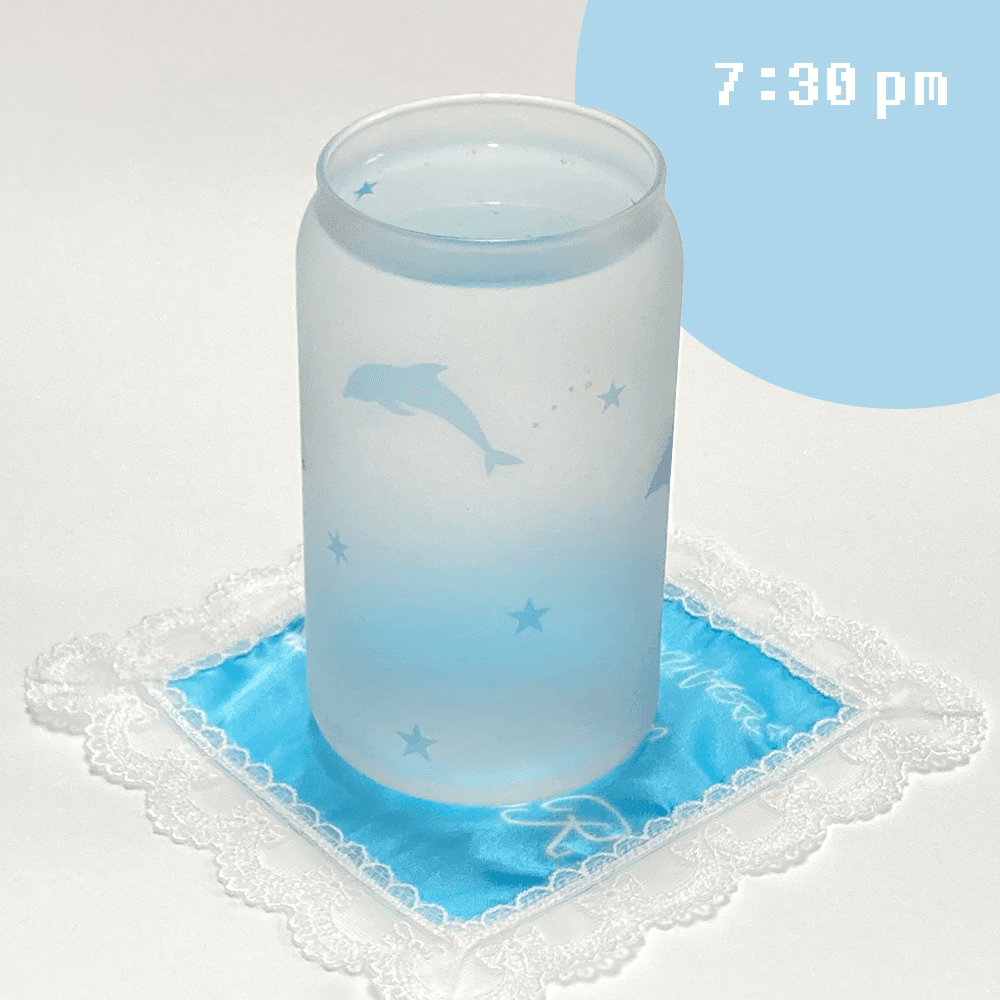7 : 30pm glass