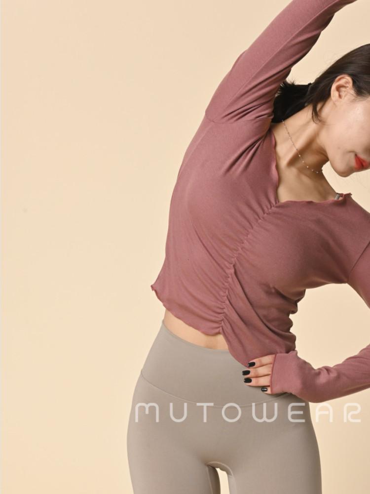 뮤토웨어 브이넥 셔링 커버업 필라테스복 요가복 필라테스옷 필라테스 상의 운동복 크롭 긴팔