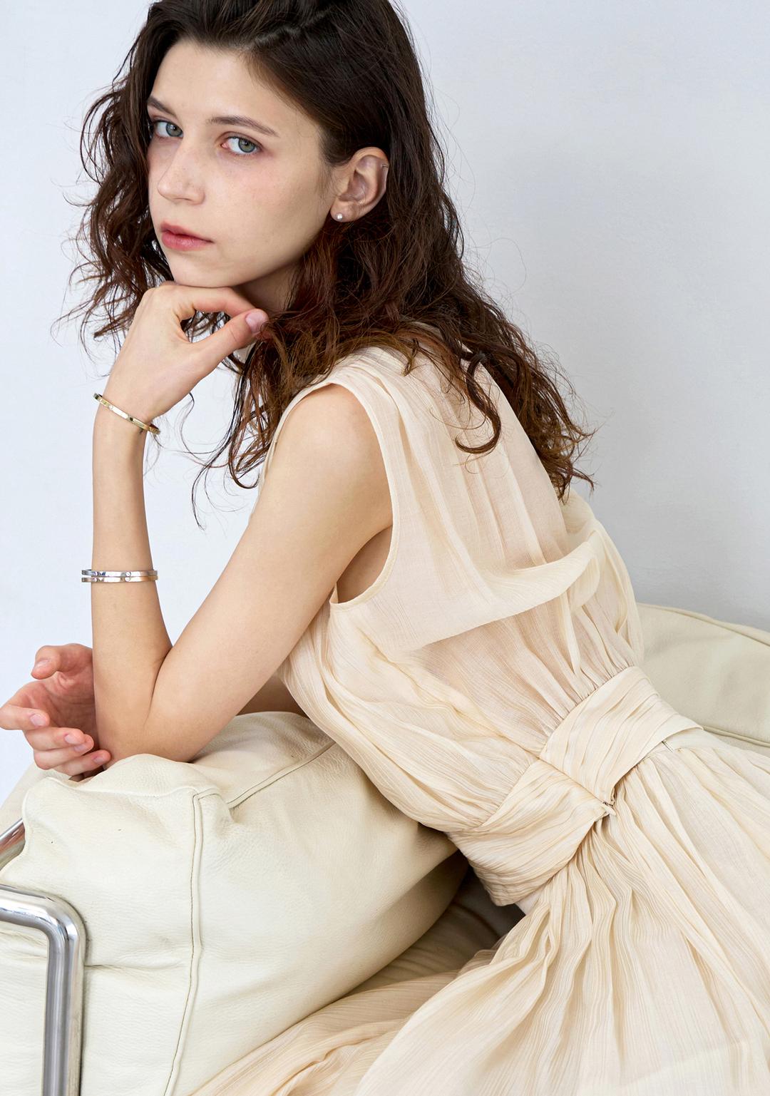 3rd) Selina Shirring Blouse