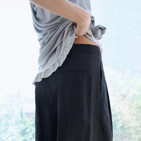 stitch detail pants (black)