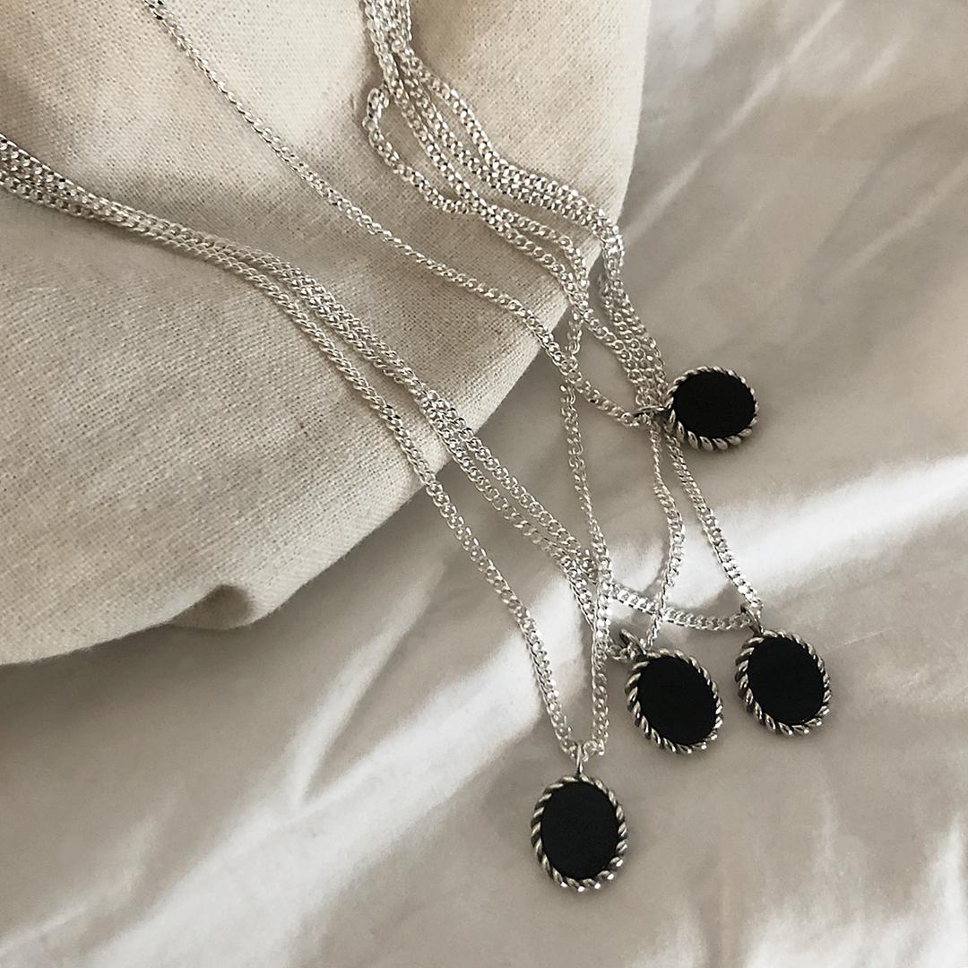 빈티지블랙 목걸이