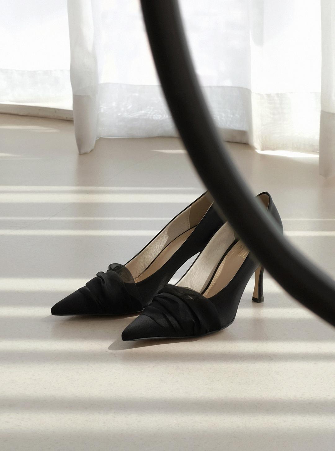 Shirring Pumps / Black