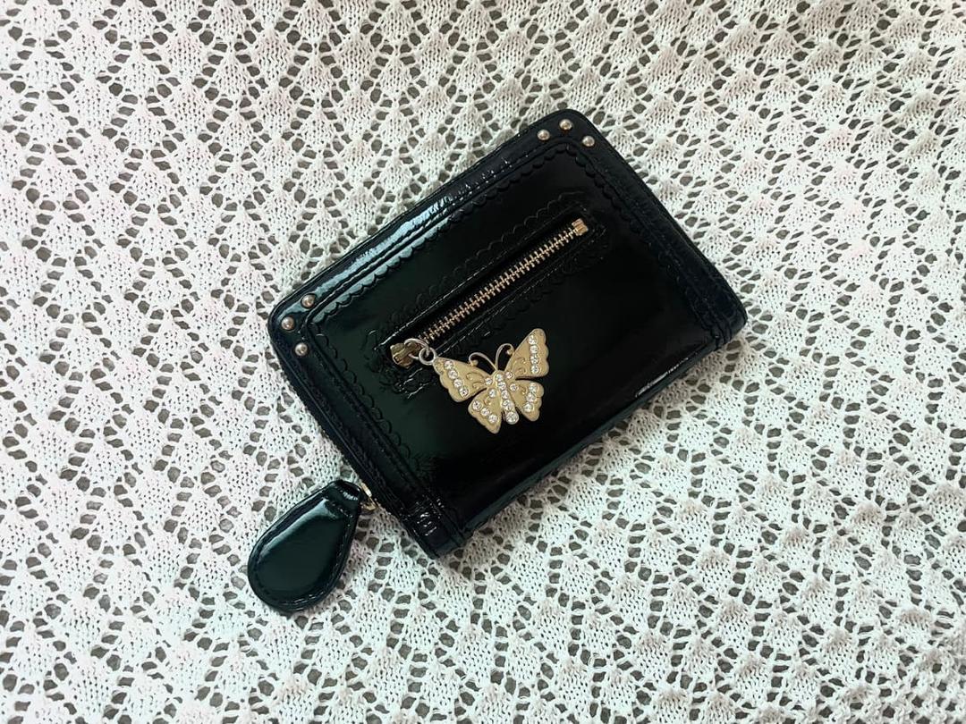 안나수이 나비 포인트 에나멜 지갑 | 후루츠패밀리