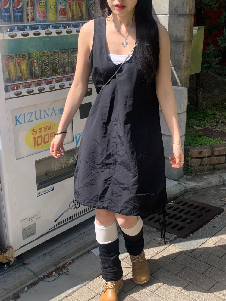 여자 사계절 모치 투웨이 나일론 바스락 벌룬 미니 나시 원피스