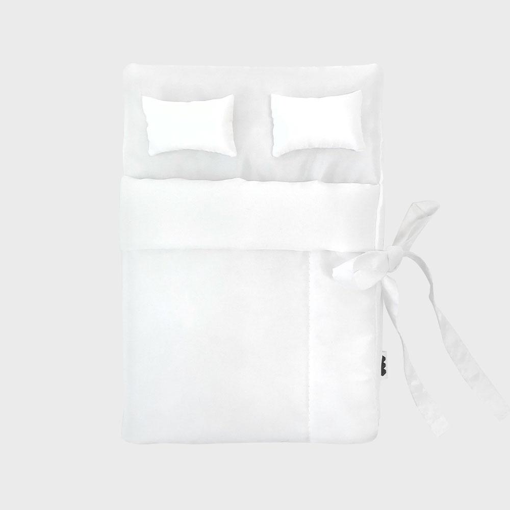 Puffy Bed Book (white)