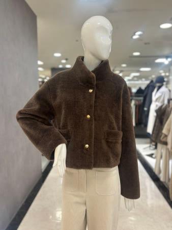 이런 상품 어때요? JJ지고트 페이크 퍼 하이넥 크롭 재킷 GRBA3FRJ41-BR