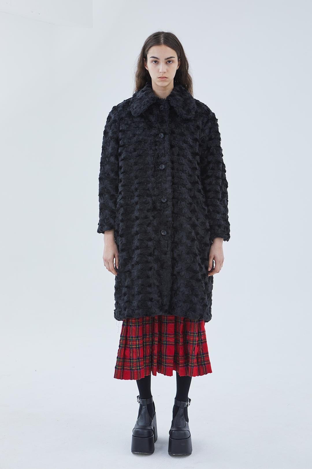 라운드 카라 에코 퍼 코트