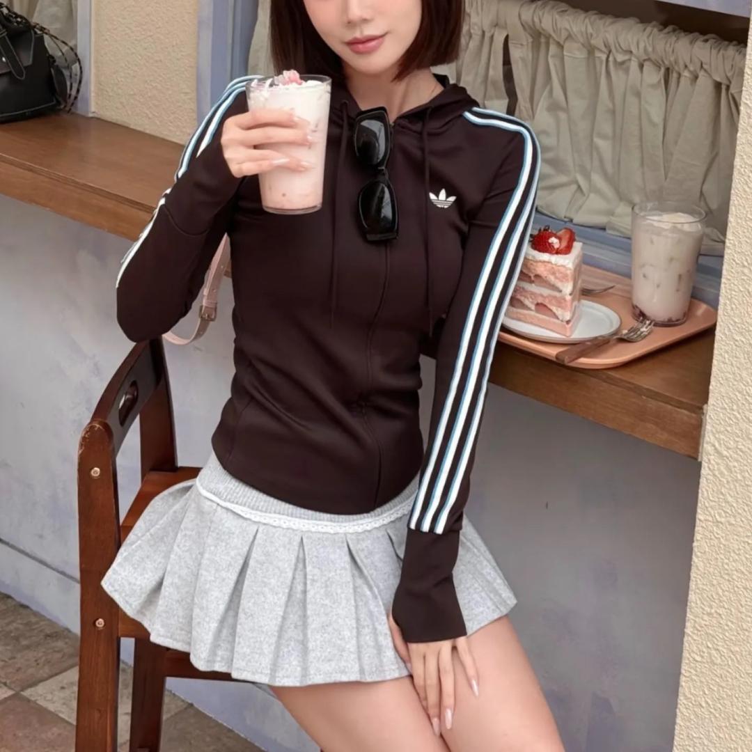 아디다스 슬림핏 후디드 지퍼 오로라 커피 바람막이 자켓 KW4550