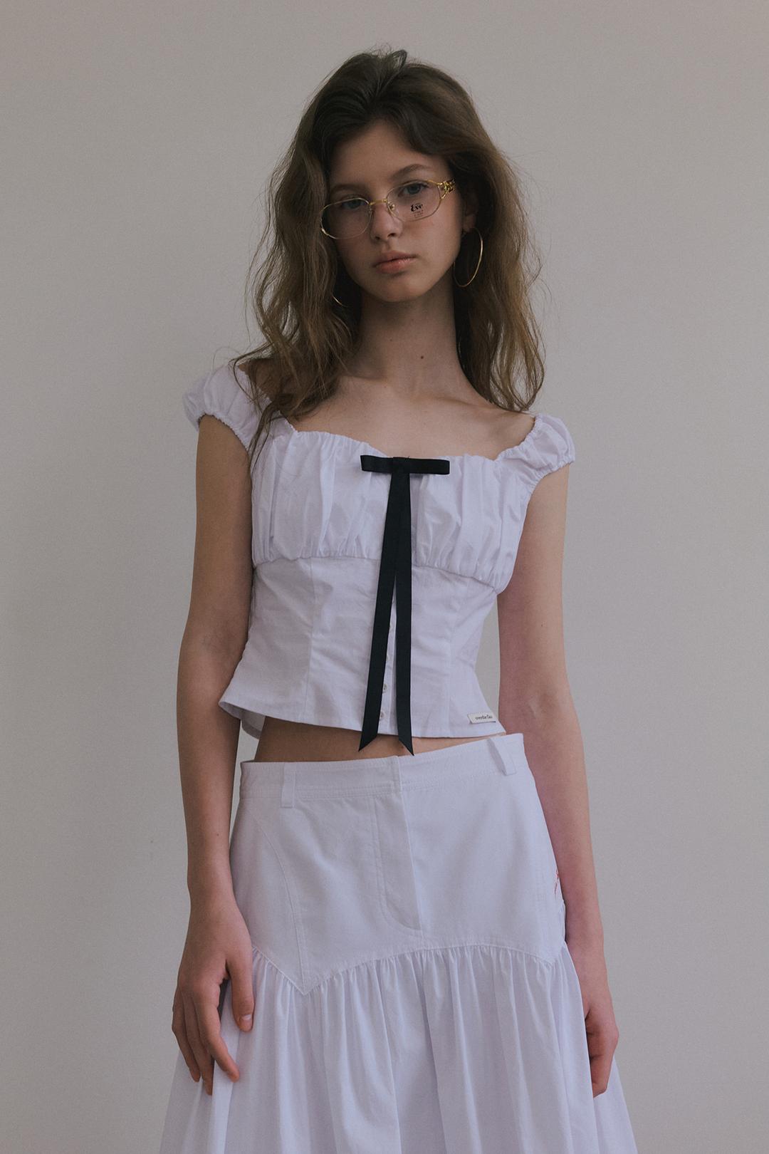 [2/28 PRE-ORDER] RIBBON HEART NECK VOLUME BLOUSE_WHITE