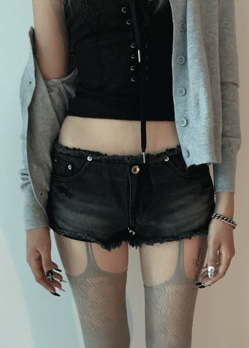 FREY LOW DENIM SHORTS