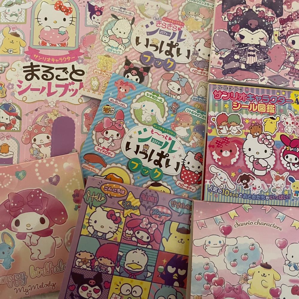 산리오 캐릭터즈 스티커북 8종 모음