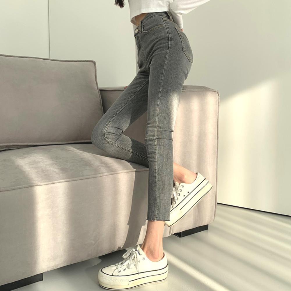 ~XL[기장2개]그레이 워싱 세상에 존예탱 스판 컷팅 스키니 데님팬츠