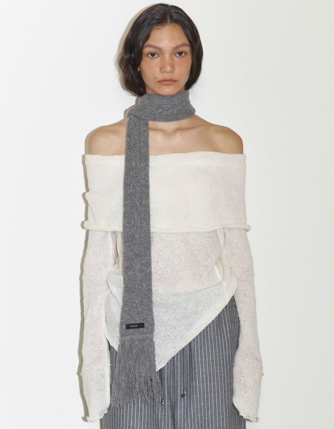 WOOL CABLE KNITTED SCARF, GRAY