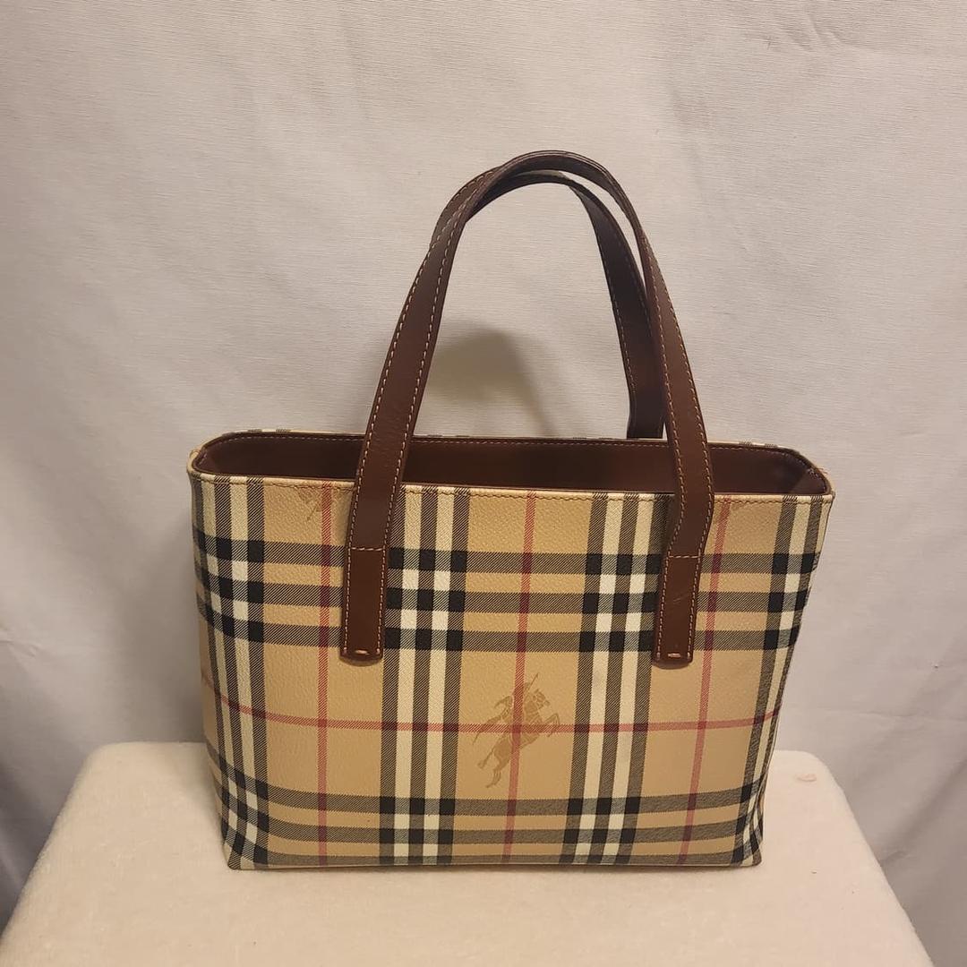 정품 버버리 노바체크 미니토트백 | 후루츠패밀리