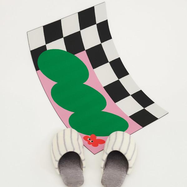 Peekchecker Graphic Utlity Mat