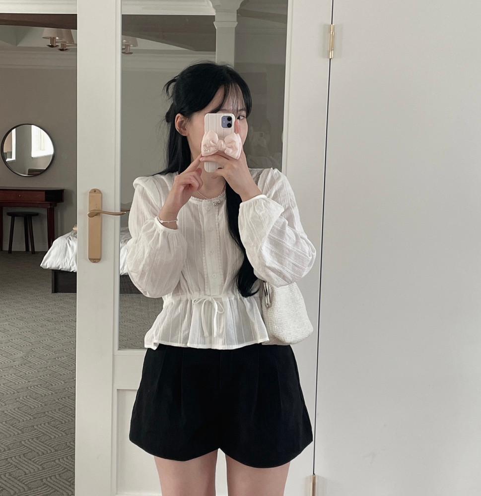 리아 레이스 블라우스