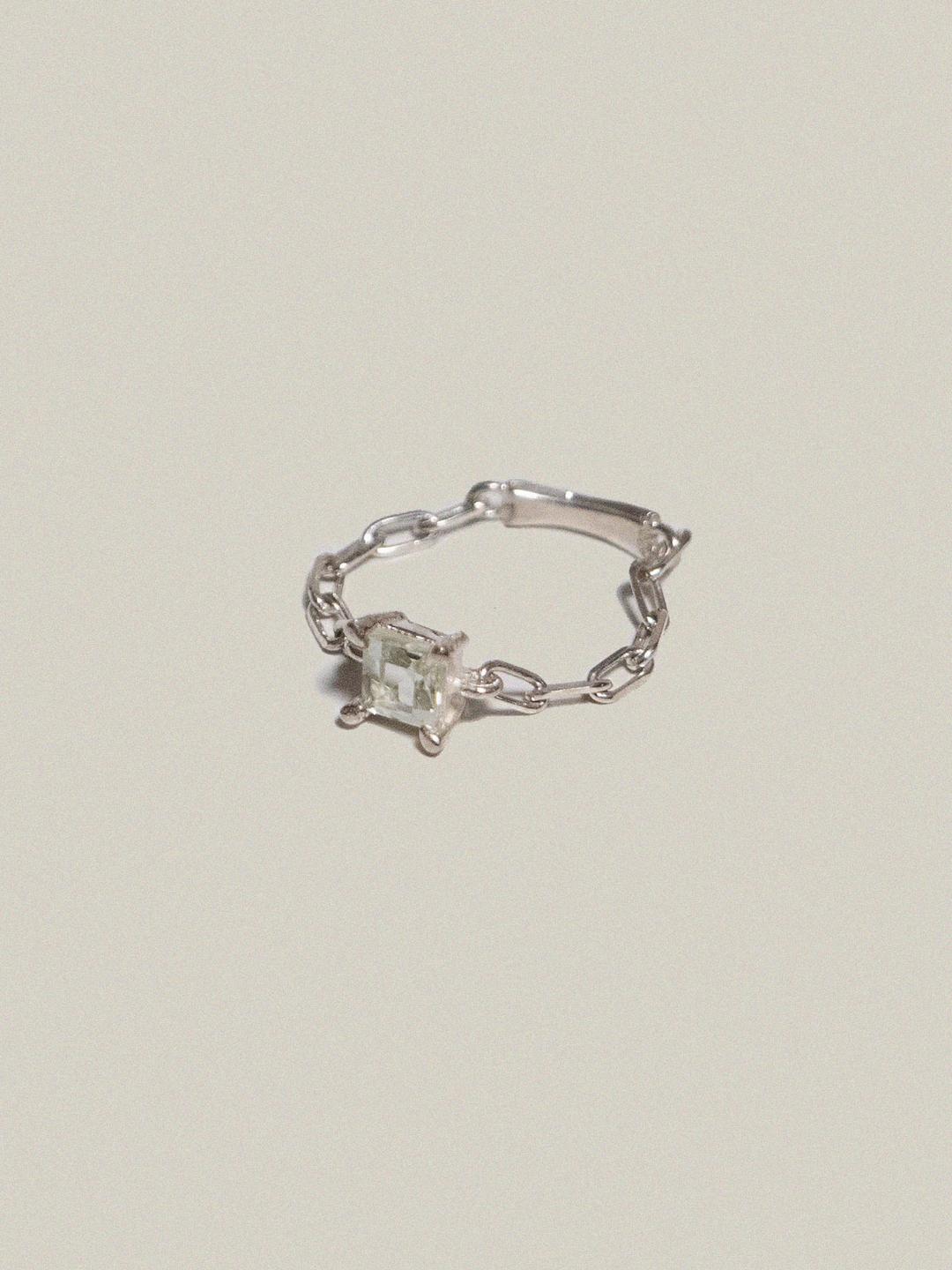 Green Amethyst Chain Ring