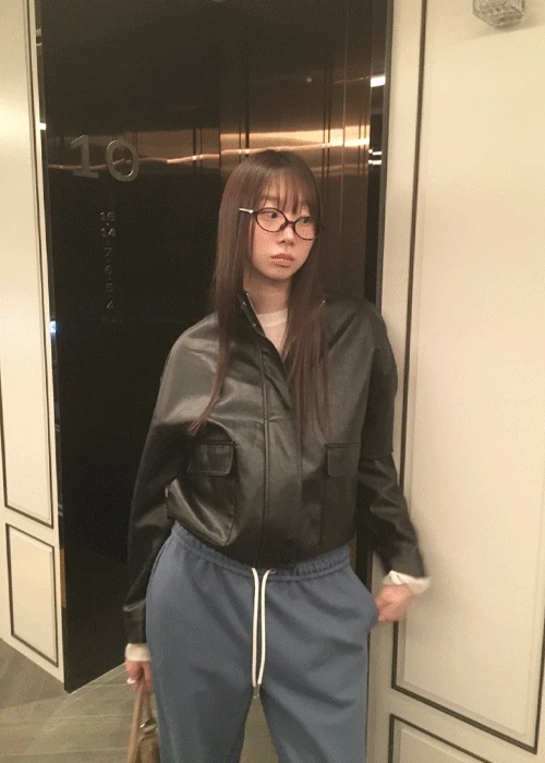 윌트 하이넥 레더 크롭 점퍼 (1 color)