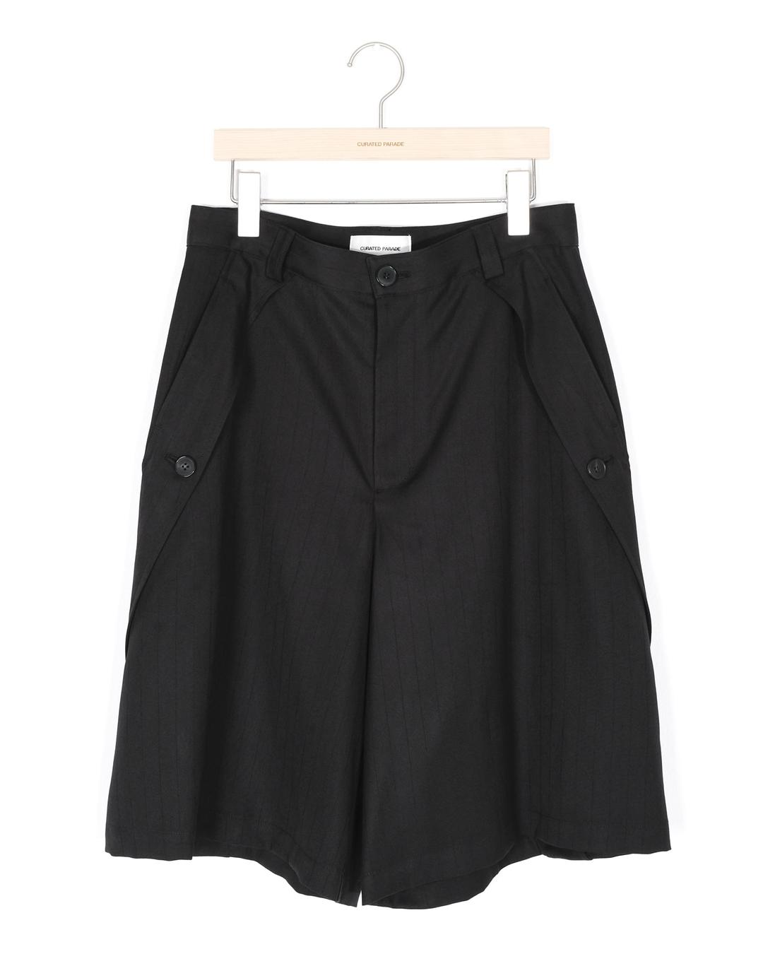 B WHALE SHORTS BLACK STRIPE
