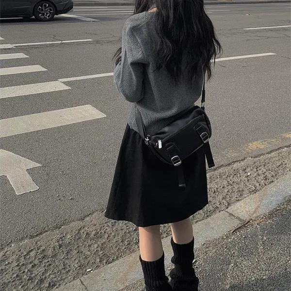 왓슨 미디 핀턱 스커트