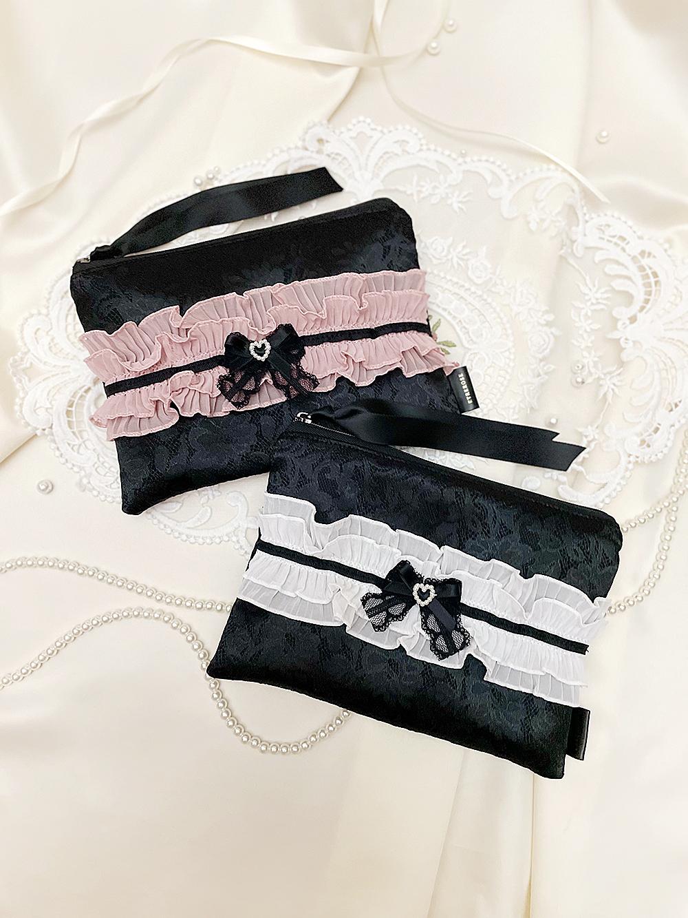 [5/2이후순차발송] Rize Frill Ribbon Lace Satin Zip-pouch (M/2color)