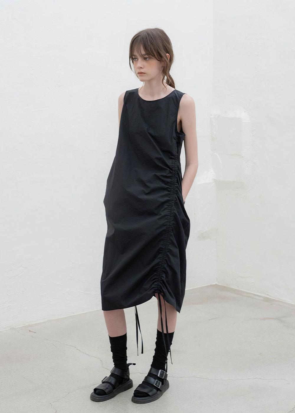 Unbalance Shirring Dress (Black)