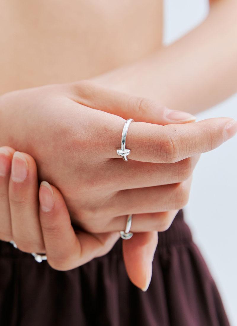 SOFT TIED RING