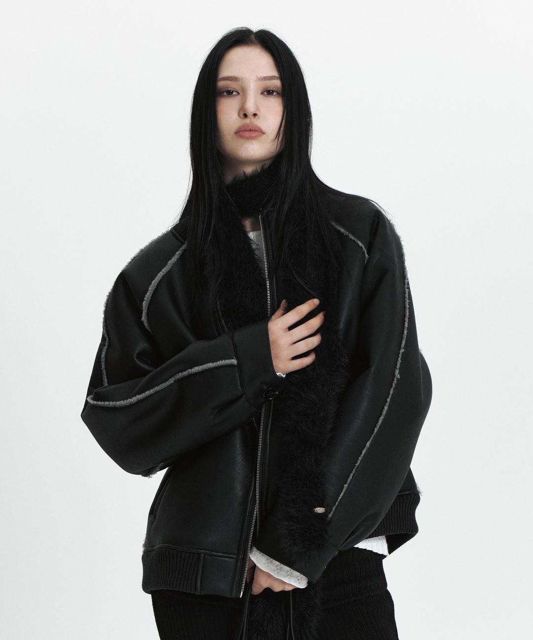 [10/23이후 예약배송]C LINE TRIM FAUX SHEARLING JACKET_BLACK