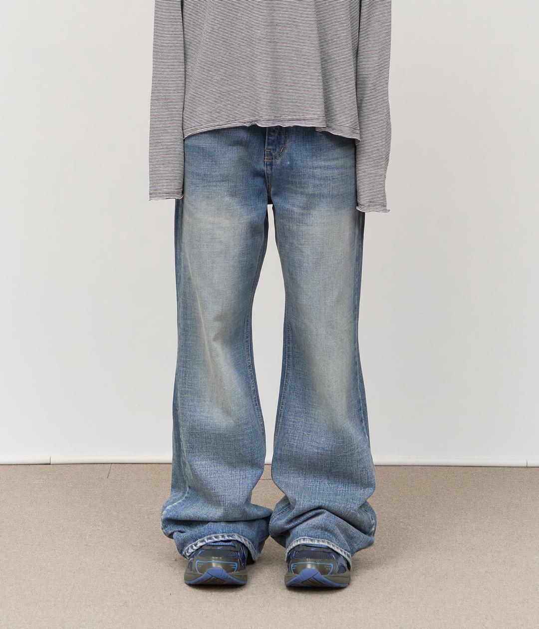 (W) Friends Bootscut Denim