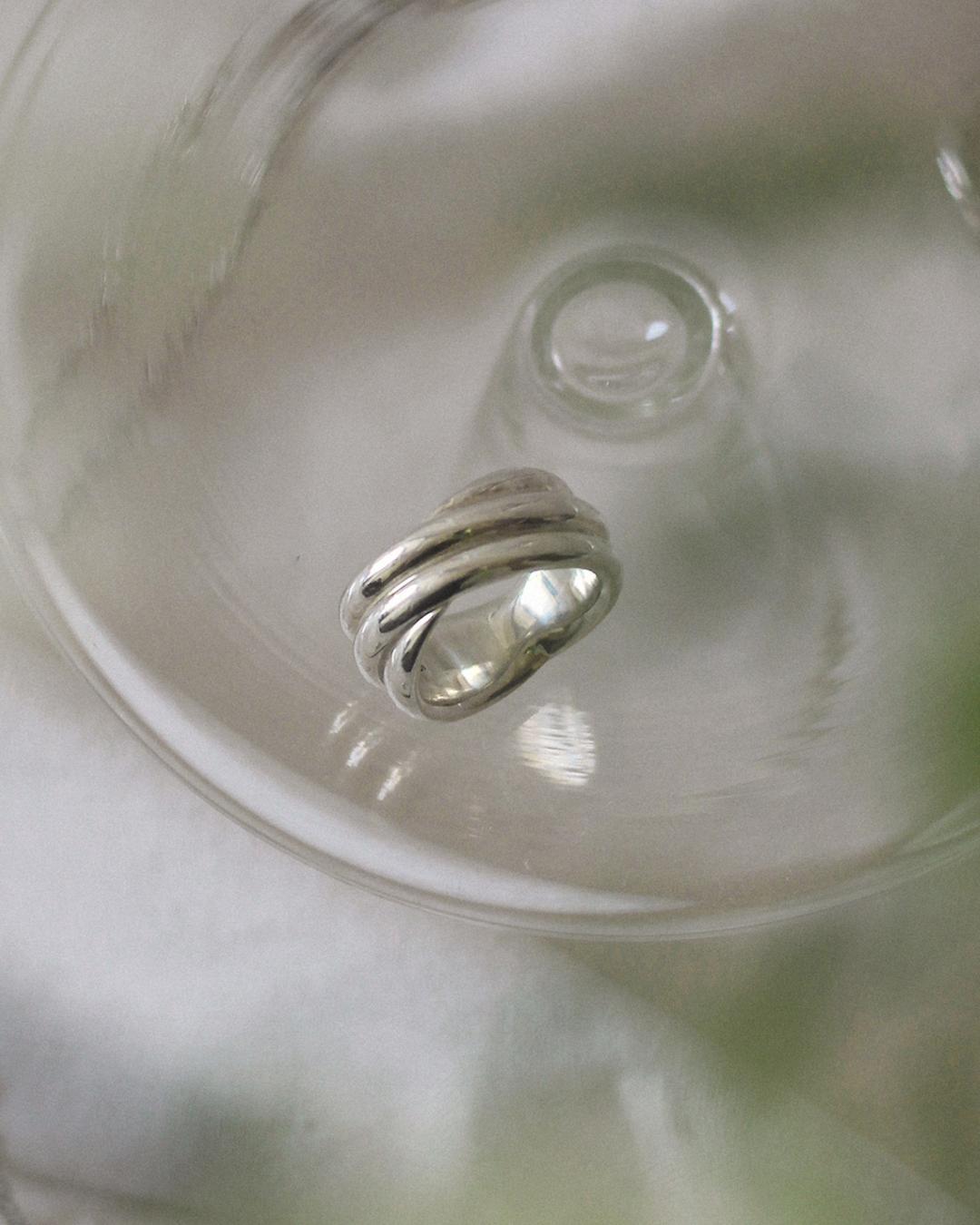 004 Cross Double Ring