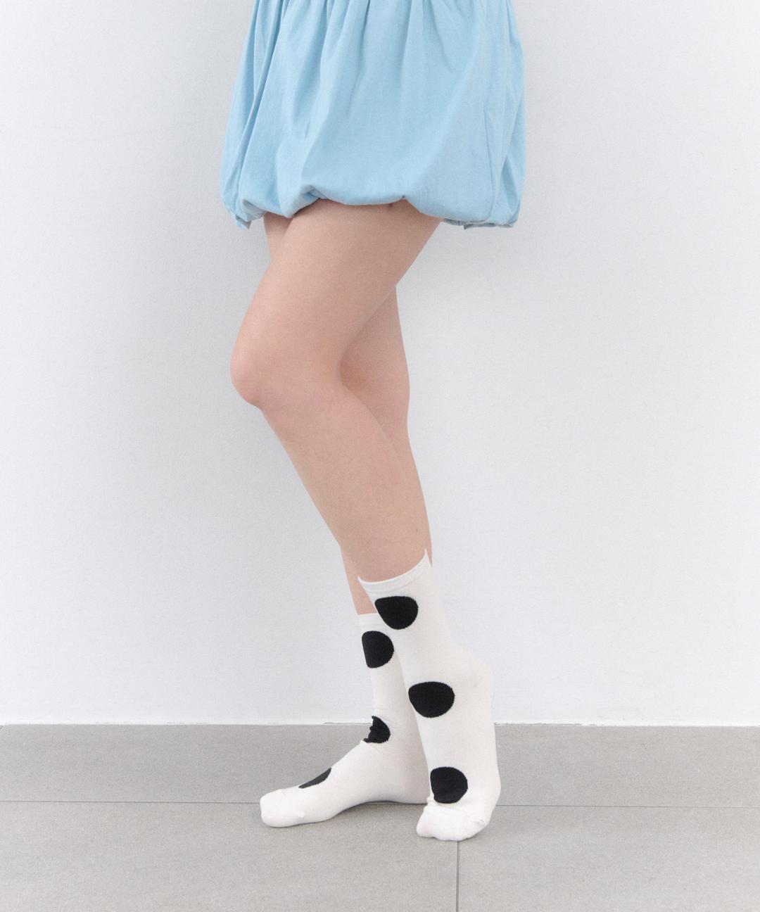 [IHM26SS33] 오버 도트 삭스 화이트