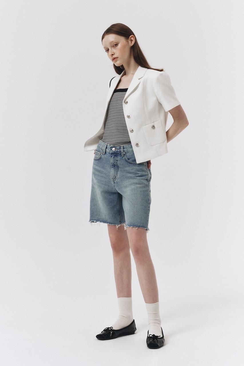 RAW EDGE DENIM SHORTS LIGHT BLUE
