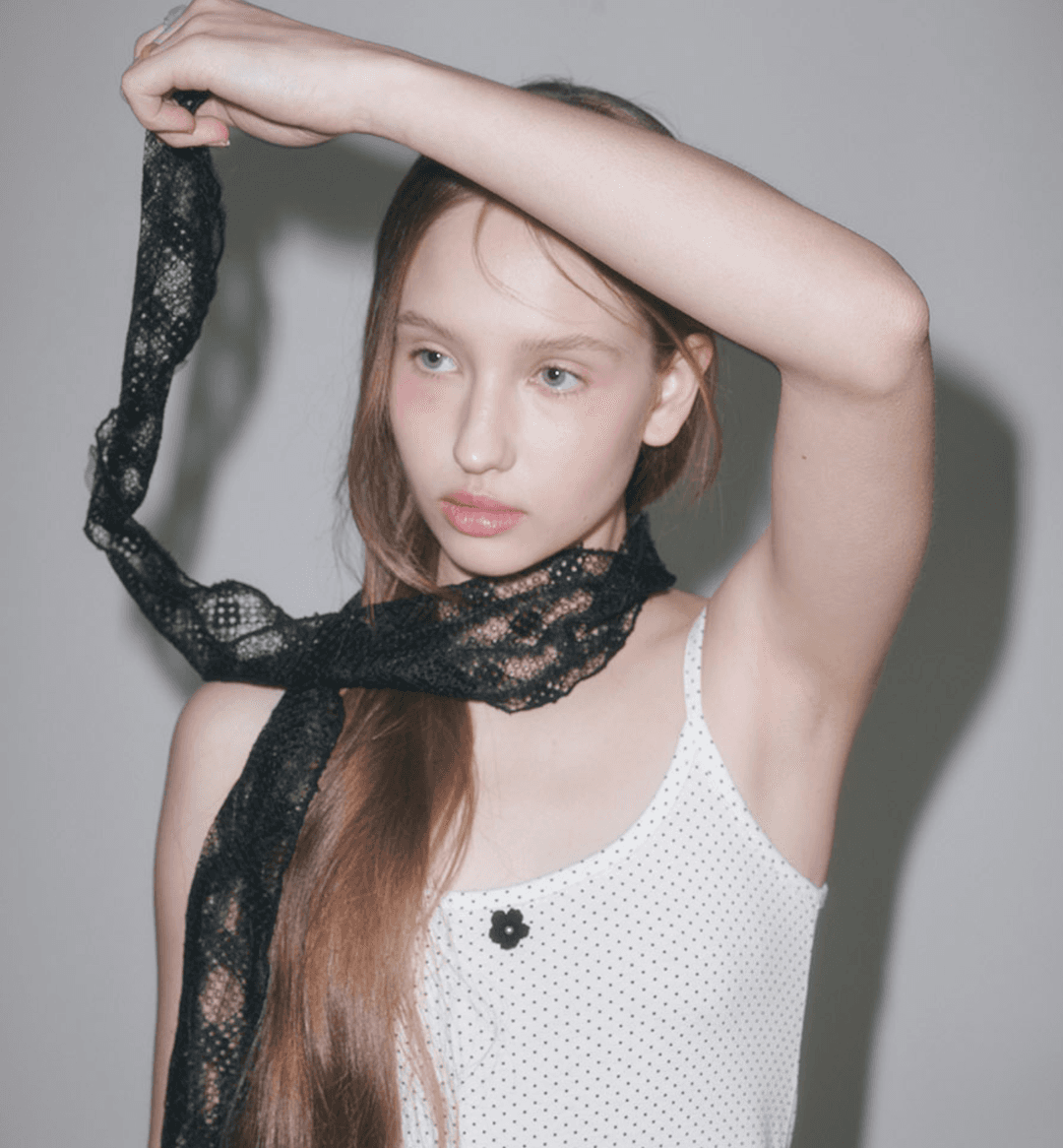 FUN FROM FUN🥚LACE SILHOUETTE SCARF(BLACK)