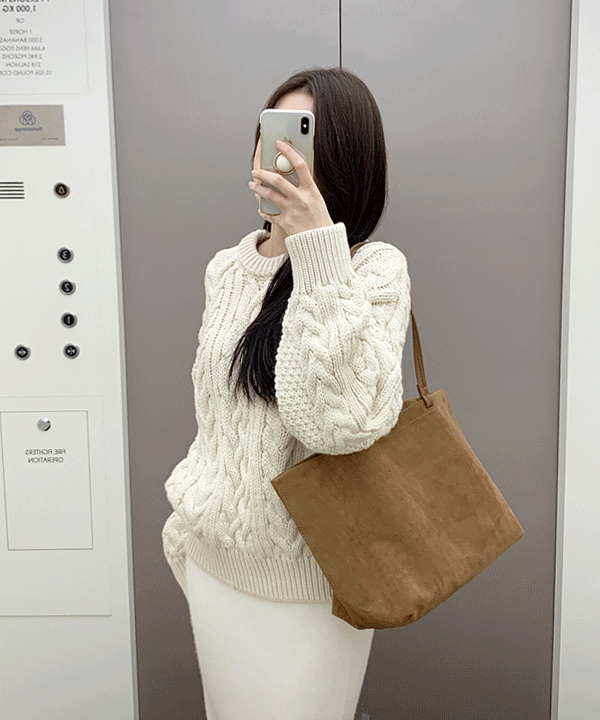 퍼빗 라쿠 꽈배기 루즈핏 니트 - 2color