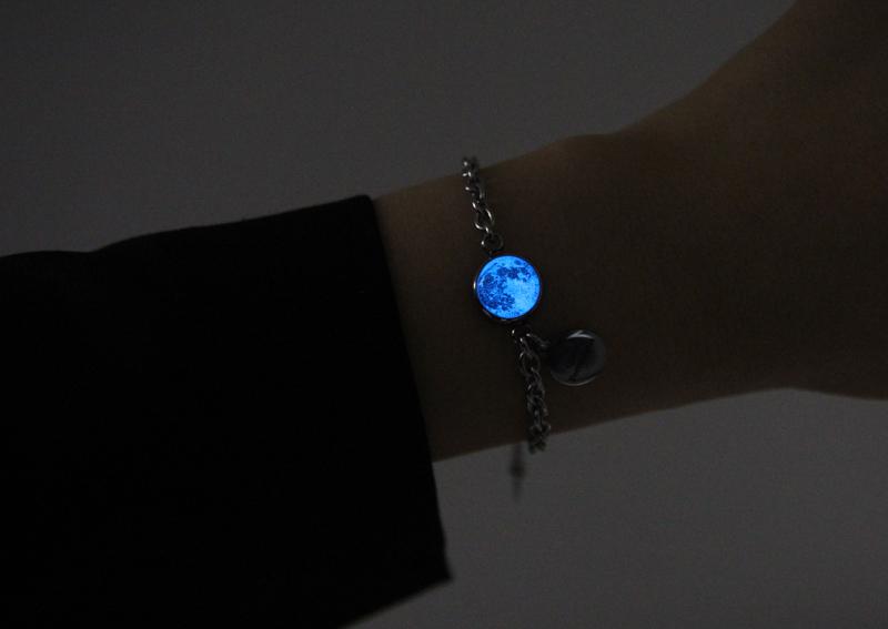 디어무드 문 야광이니셜팔찌